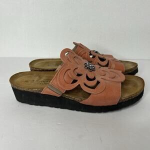 Naot Sandals Floral Cutout Pink Womens US 7 EUR 38 Sandals Shoes Slip on